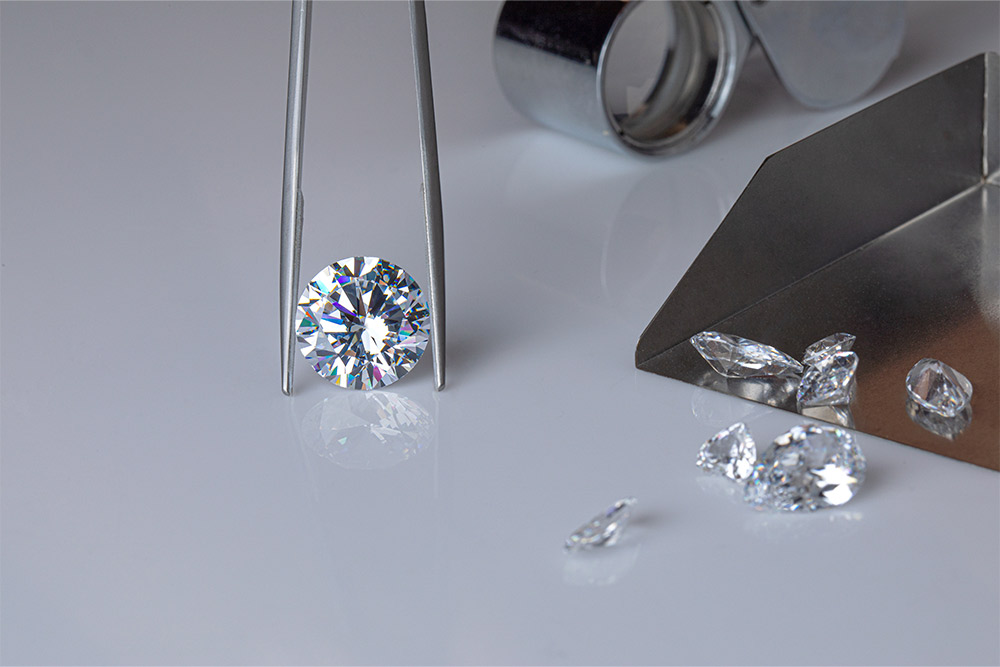 Quotazioni diamanti: valutiamo e acquistiamo diamanti | MV Luxury Group