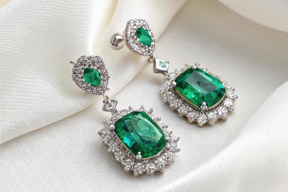 Certificato garanzia gioielli: cos’è e perché serve il certificato gioielli | MV Luxury Group